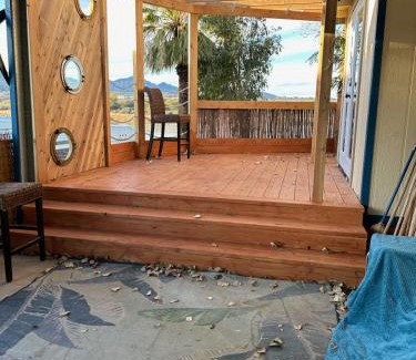 Bullhead City Villa | Tranquil Riverfront Escape Mountain Views Jetskis