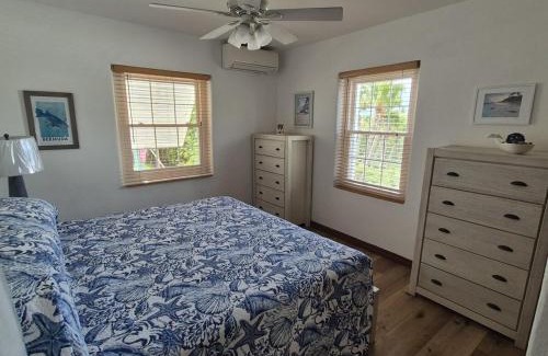 Pembroke Apartment | Tranquil Roomy Getaway Close to City