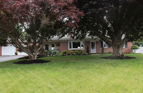 Leola House | Tranquil, Scenic Farm View Guest House in the Heart of Lancaster Amish Country