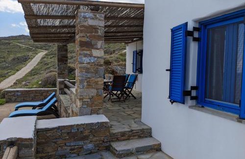 Kithnos House | Tranquil Seaside Escape