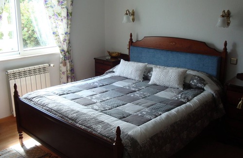 Penela House | Tranquil setting in private gardens with heated pool, BBQ annex and Games room.