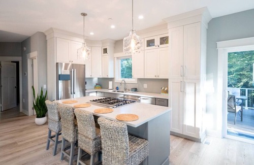 Norton Shores House | Tranquil Shores | Relax on Lake Michigan 4BR, 4BA