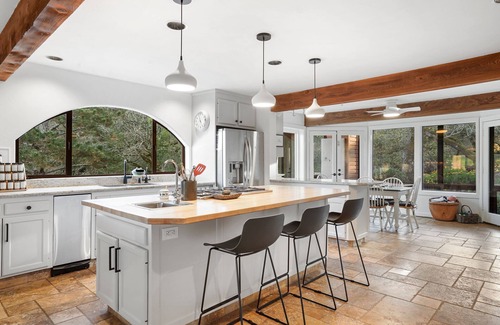 Glen Ellen House | Tranquil Sonoma Retreat by Kohmsa Stays - Pool, Hot Tub, Bocce & Outdoor Kitchen