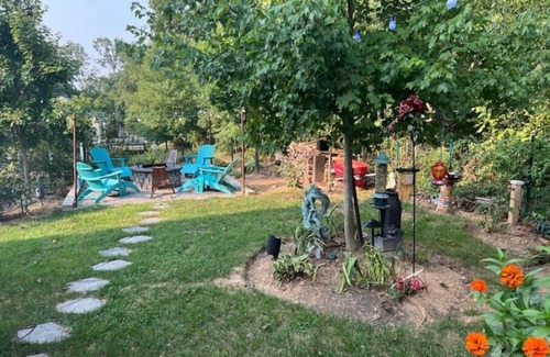 Herndon Apartment | Tranquil Sugarland Retreat Close to Airport/Metro