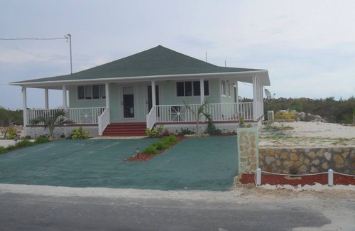 Great Exuma Cottage | Tranquil Sunrise Cottage is right next to the FYRE FESTIVAL site.
