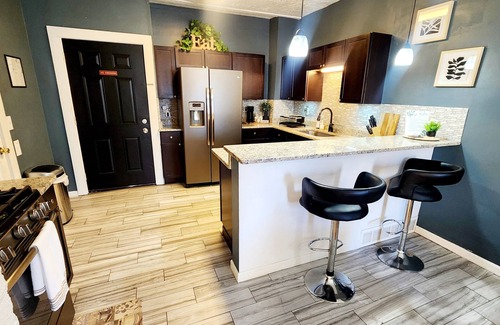 Tremont Apartment | Tranquil Tremont-1 bdrm apartment MINUTES from downtown Cle