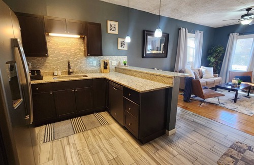 Tremont Apartment | Tranquil Tremont-1 bdrm apartment MINUTES from downtown Cle