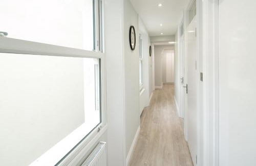 South Kensington Apartment | Tranquil Trio Bedrooms