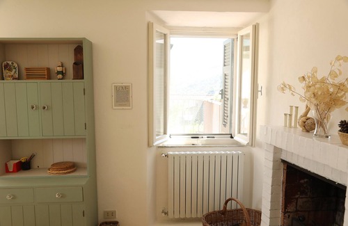 San Terenzo Monti House | Tranquil Tuscan House with Pool and Scenic Views