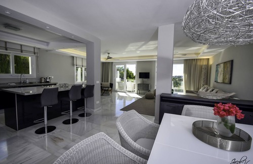 Urbanizacion el Rosario Villa | Tranquil Villa with Sea Views & Heated Pool!