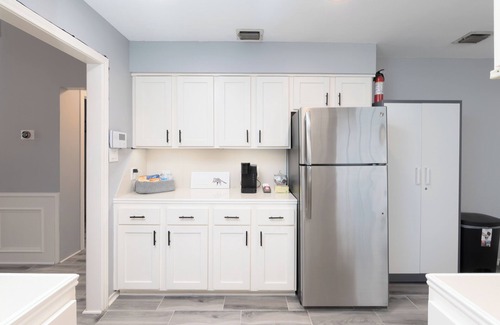 Brownsville Condo | Tranquil Vista Verde Hideaway