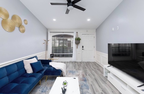 Brownsville Condo | Tranquil Vista Verde Hideaway