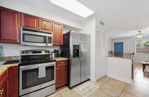 Florida North Atlantic Coast Apartment | Tranquil Waterfront Apt in North Palm Beach