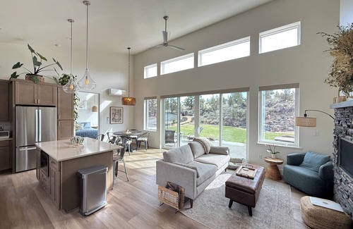 Crooked River Ranch House | Tranquil Wellness Oasis-Barrel Sauna/Cold Plunge/RedLite/Juicer/Walking Paths