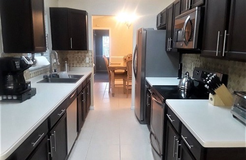 Hunt Club House | Tranquil West Palm Beach getaway