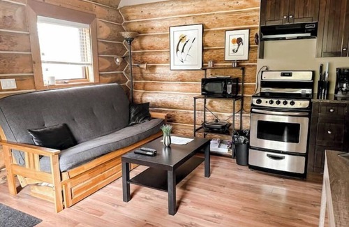 Lac Le Jeune Cabin | Tranquil Wilderness Cabin