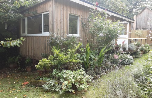 Goldsithney Cabin | Tranquil wood cabin set in a beautiful orchard