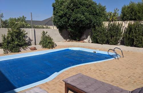 Yanchep House | Tranquil Yanchep beach stay with a pool