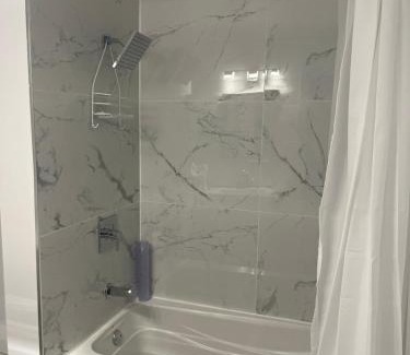 Vanier Apartment | Tranquila Suites - III