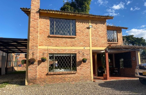 Chia Cottage | Tranquila y Acogedora Casa en Chía