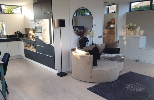 Egmond aan den Hoef House | tranquility and luxury, close to nature