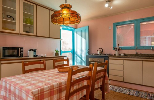 Braganca Paulista Other | Tranquility and nature, 300MB fiber optics, cable TV, sauna, swimming pool, linen!