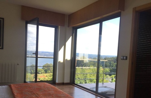 Souto House | Tranquility and comfort with views in Carnoedo