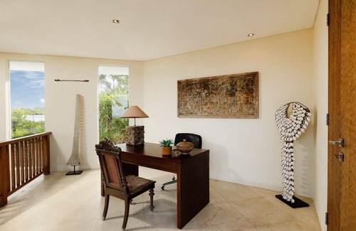 Taman Griya Villa | Tranquility and Luxury 6 Bedroom Villa, Jimbaran