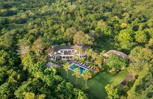 Taman Griya Villa | Tranquility and Luxury 6 Bedroom Villa, Jimbaran