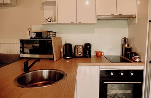 Mount Evelyn Cottage | Tranquility Cottage in Mount Evelyn