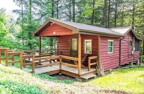 Laporte Cottage | "Tranquility Cottage" is a quaint cottage on the West Side of Lake Mokoma