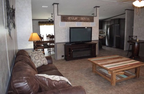 Pettus House | Tranquility Hill Lodge