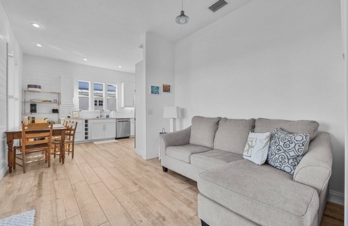 Saint James City House | Tranquility in St. James City! 2/2 Overlooking Mangroves!