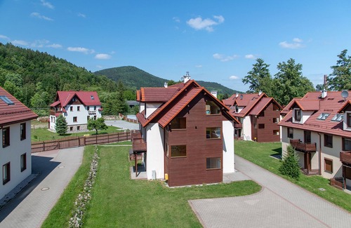 Karpacz Apartment | Tranquility, nature and recreation at the Schneekoppe, ideal for hiking or winter sports.