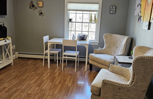 Dillsburg Apartment | Tranquility: near Carlisle, Harrisburg, Messiah, Lancaster, Hershey attractions