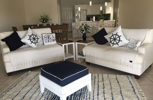 Corpus Christi House | Tranquility on the Canal, Winter Texans' Getaway