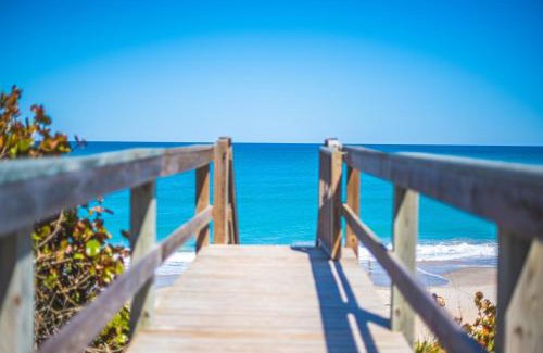 Melbourne Beach Apartment | Tranquility Pelican Suite - Oceanfront Paradise!