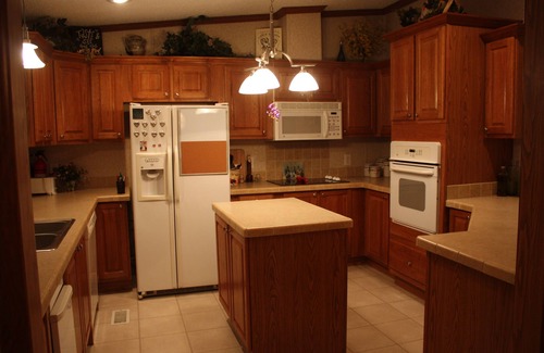 Bellevue House | Tranquility "Treehouse" Retreat In West Nashville 15 Min. To downtown Nashville!