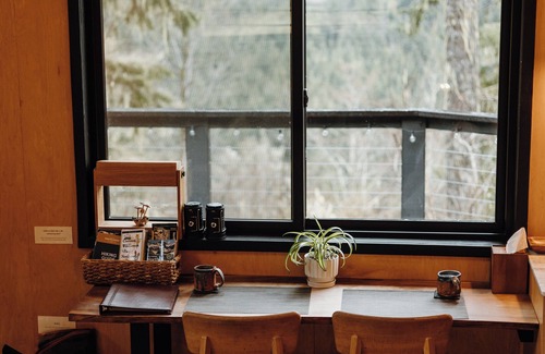 Marblemount Cabin | Tranquility View - Off Grid Scandinavian Luxury