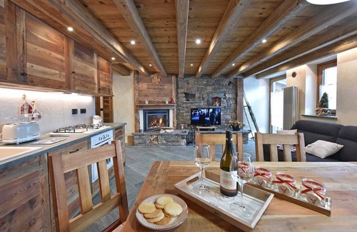 Valtournenche Apartment | TRANQUILLO E ROMANTICO