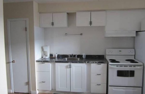 Valleyview Hotel | Trans Canada Motel