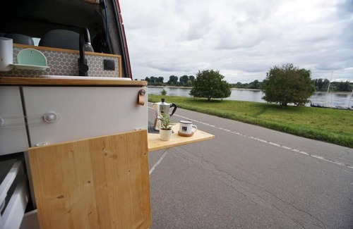 Pempelfort Other | Transi the Van