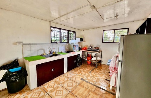 Tagbilaran House | Transient House at the heart of a city! Pet friendly