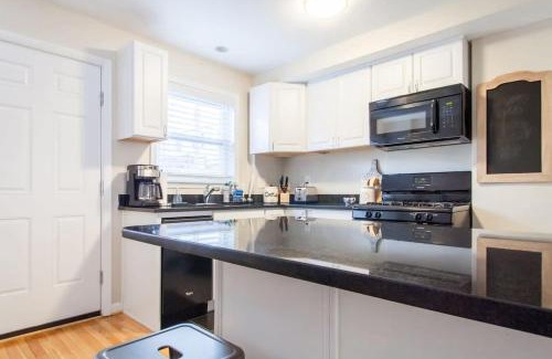 Old Town West House | Transit-Friendly Home Old Town Parking