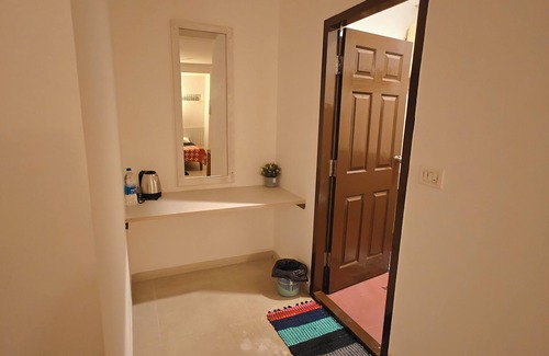 Sahakar Nagar Hotel | Transit Stay