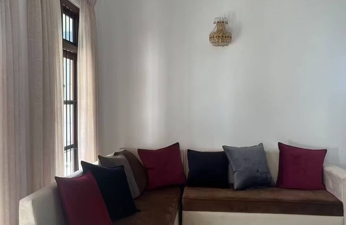 Seeduwa - Katunayake Bed & Breakfast | Transit Terminal at Colombo airport - Deluxe Familyn