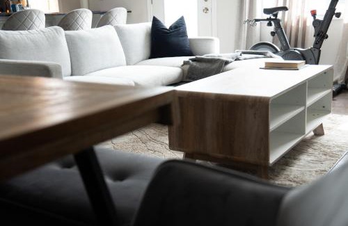 Ottawa Division House | Transpark Home