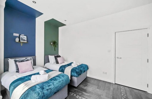 Dordrecht House | Trap house