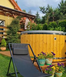 Januszkowo House | Trasą S7 w 2h z Warszawy i Gdanska, Jadamowo holidaymazury, jacuzzi, jezioro