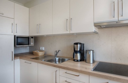 Riscone Apartment | Traum-ferienwohnung mit Dachterrasse & Tollem Ausblick, Cron4 Schwimmbad & Sauna